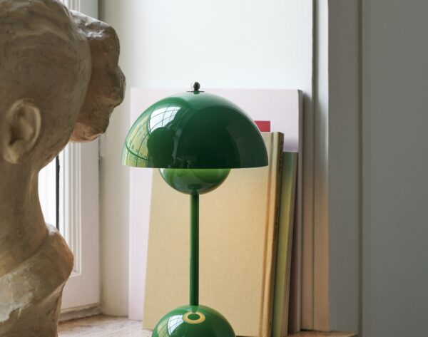 Grøn Flowerpot bordlampe i vindueskarm